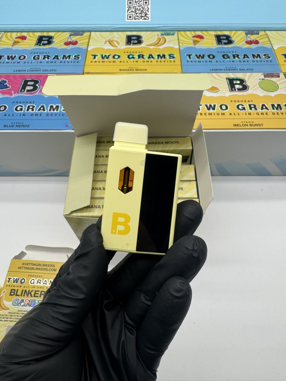 blinkers two grams disposable – banana mochi (indica) blinkers two grams disposable – banana mochi (indica)