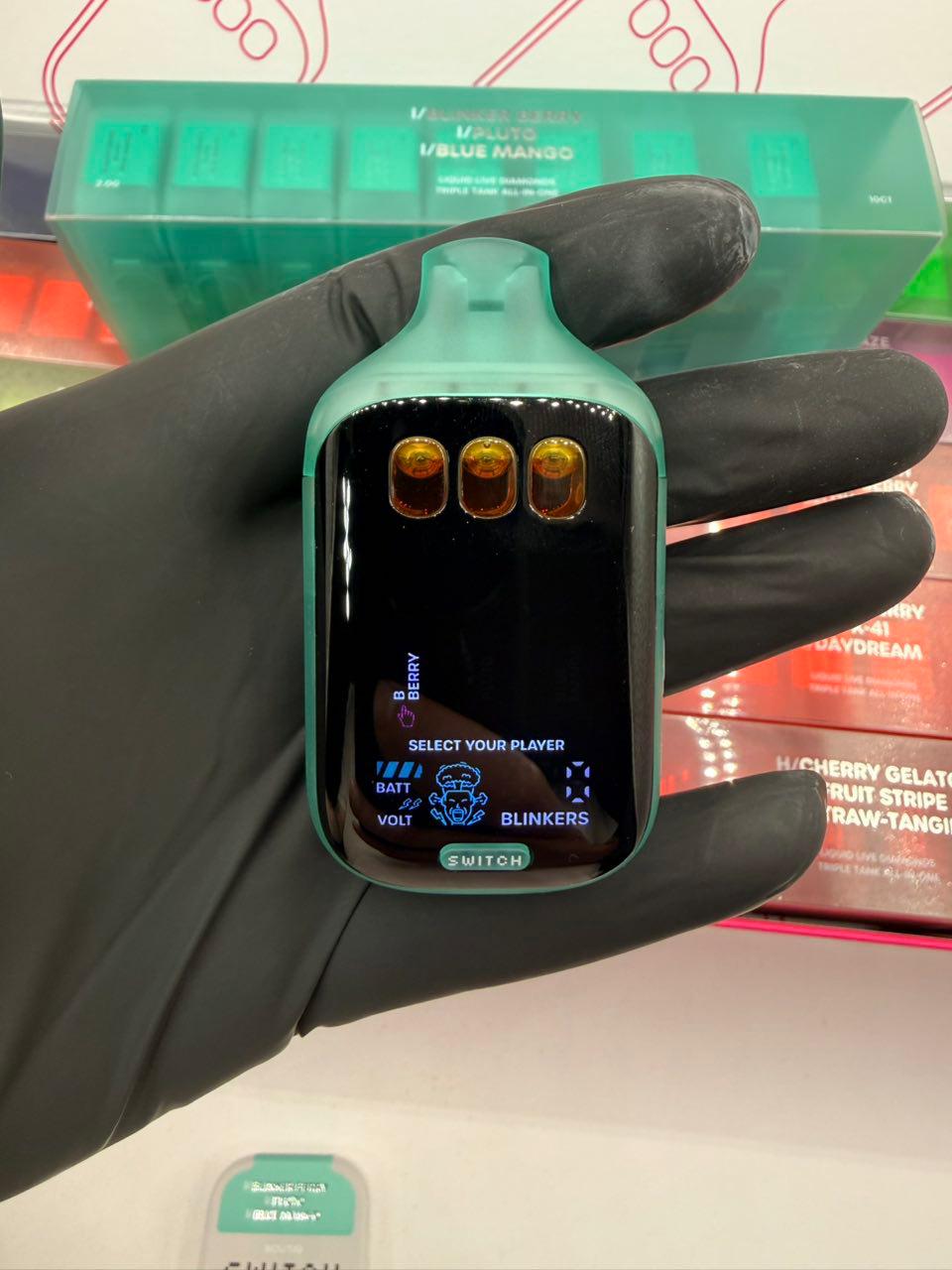 Boutiq Switch V5 Disposable 2g triple tank live diamonds Boutiq Switch V5 Disposable 2g triple tank live diamonds