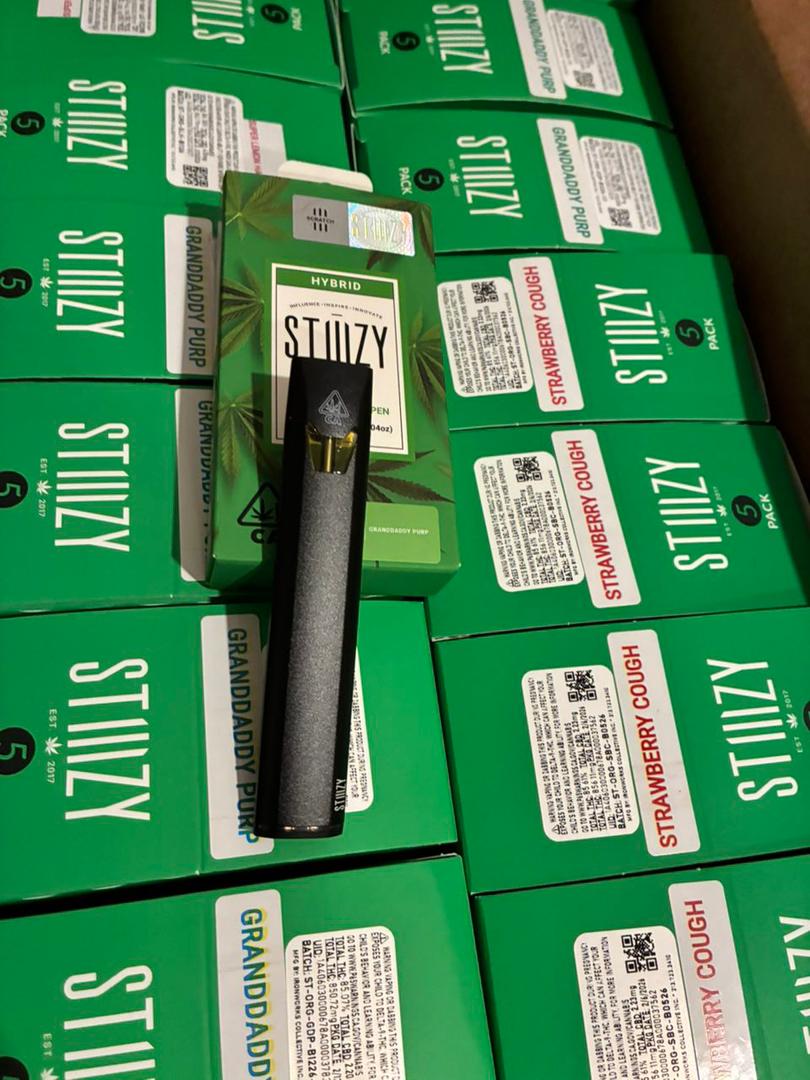 STIIIZY 1G Disposable 5-Pack All-In-One Bundle with Grandaddy Purp STIIIZY 1G Disposable 5-Pack All-In-One Bundle with Grandaddy Purp