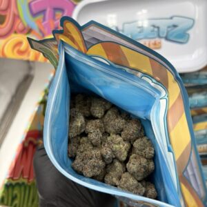 SWEETZ Prepackaged PS Beach House Edition 1 Oz (28g) premium cannabis flower package from Smackin Vapes